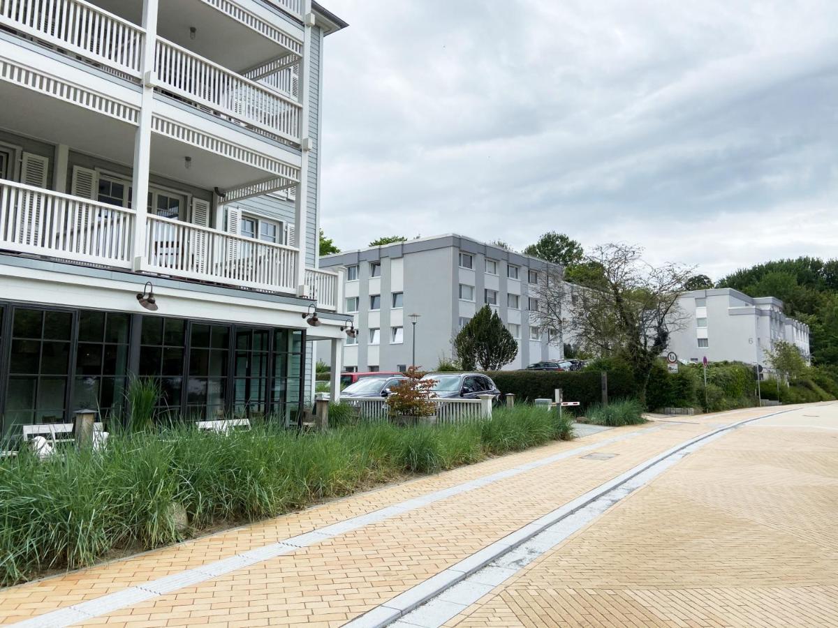 Seaside Rooms - Zentrales Design-Apartment Mit Balkon & Parkplatz - 2 Minuten Zum Strand Timmendorfer Strand Buitenkant foto