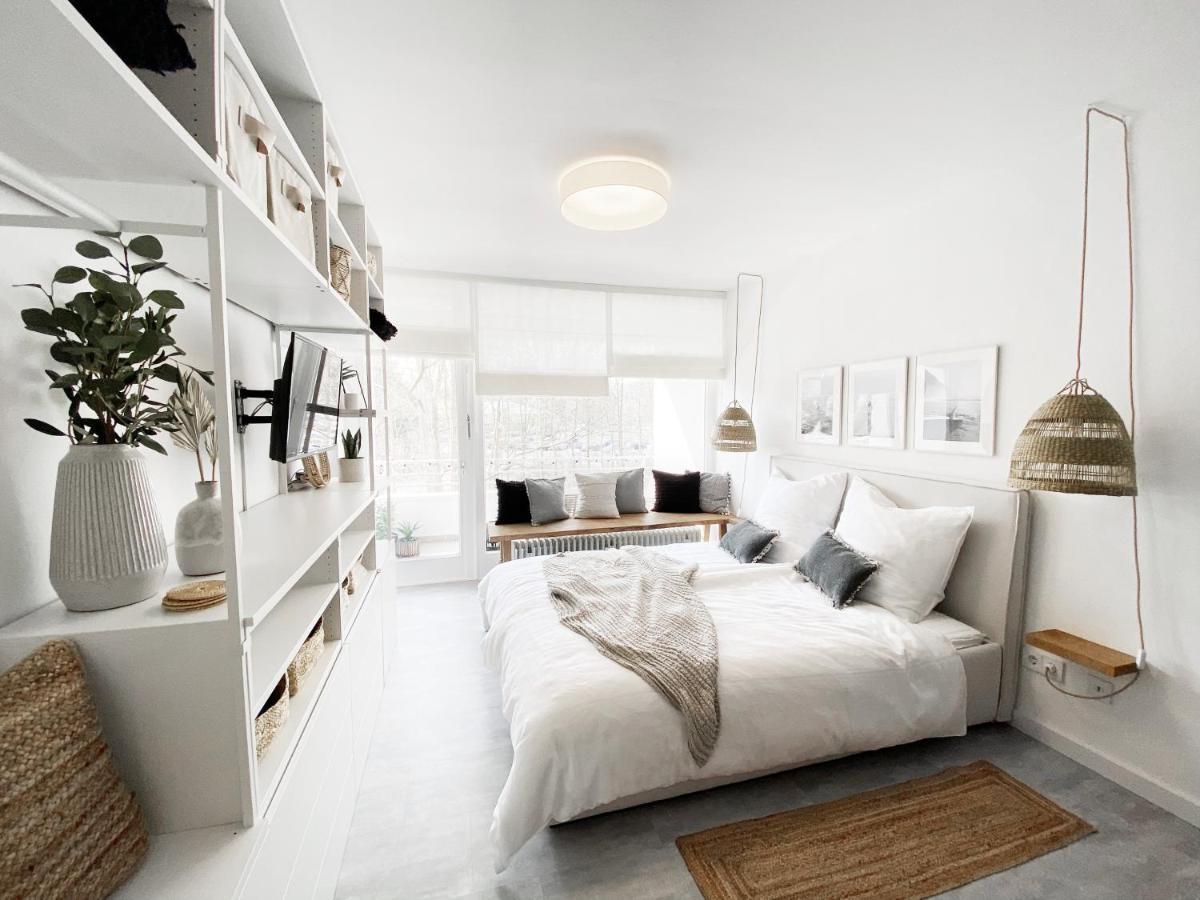 Seaside Rooms - Zentrales Design-Apartment Mit Balkon & Parkplatz - 2 Minuten Zum Strand Timmendorfer Strand Buitenkant foto